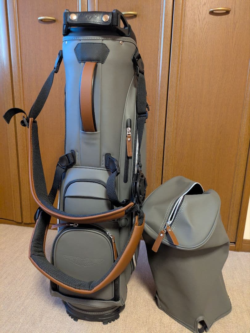 W*y様 アストンマーチンゴルフバックスタンドタイプ