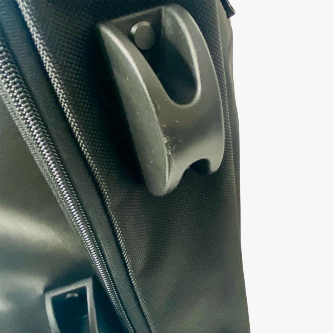 未使用級*　VICTORINOX　キャリーケース　機内持込可！　３層　３WAY