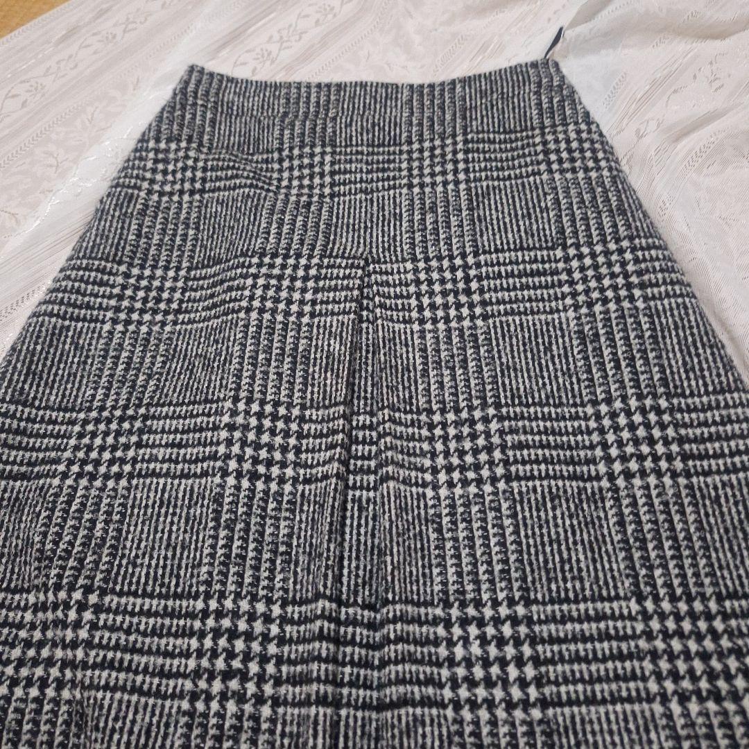 〔極美品〕新品未使用 23区ウールグレン チェック柄 タックスカート