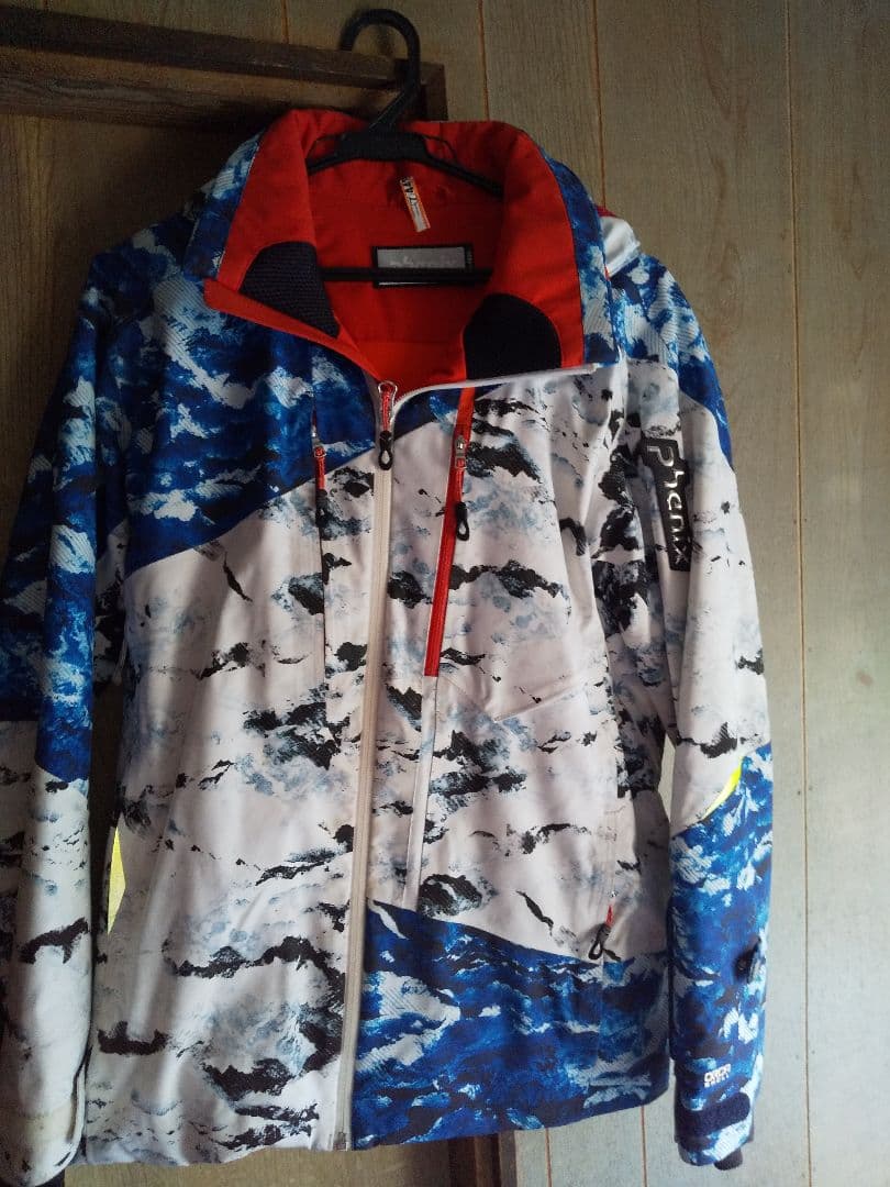 新品タグ付きパンツ&良品クリーニング済みジャケット phenix デモウェア