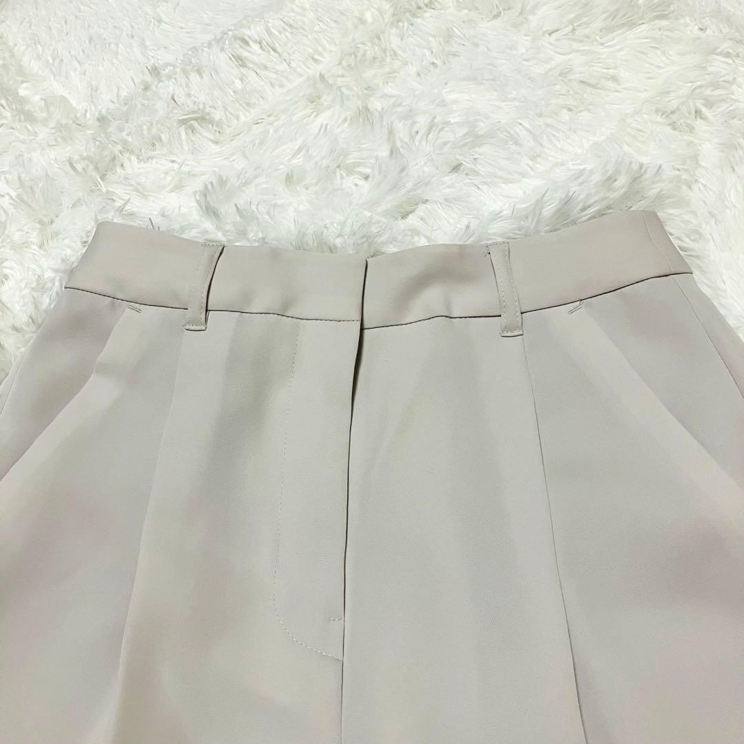 極美品　ナチュラルビューティーベーシック　ノーカラーパンツスーツ　洗える　小柄