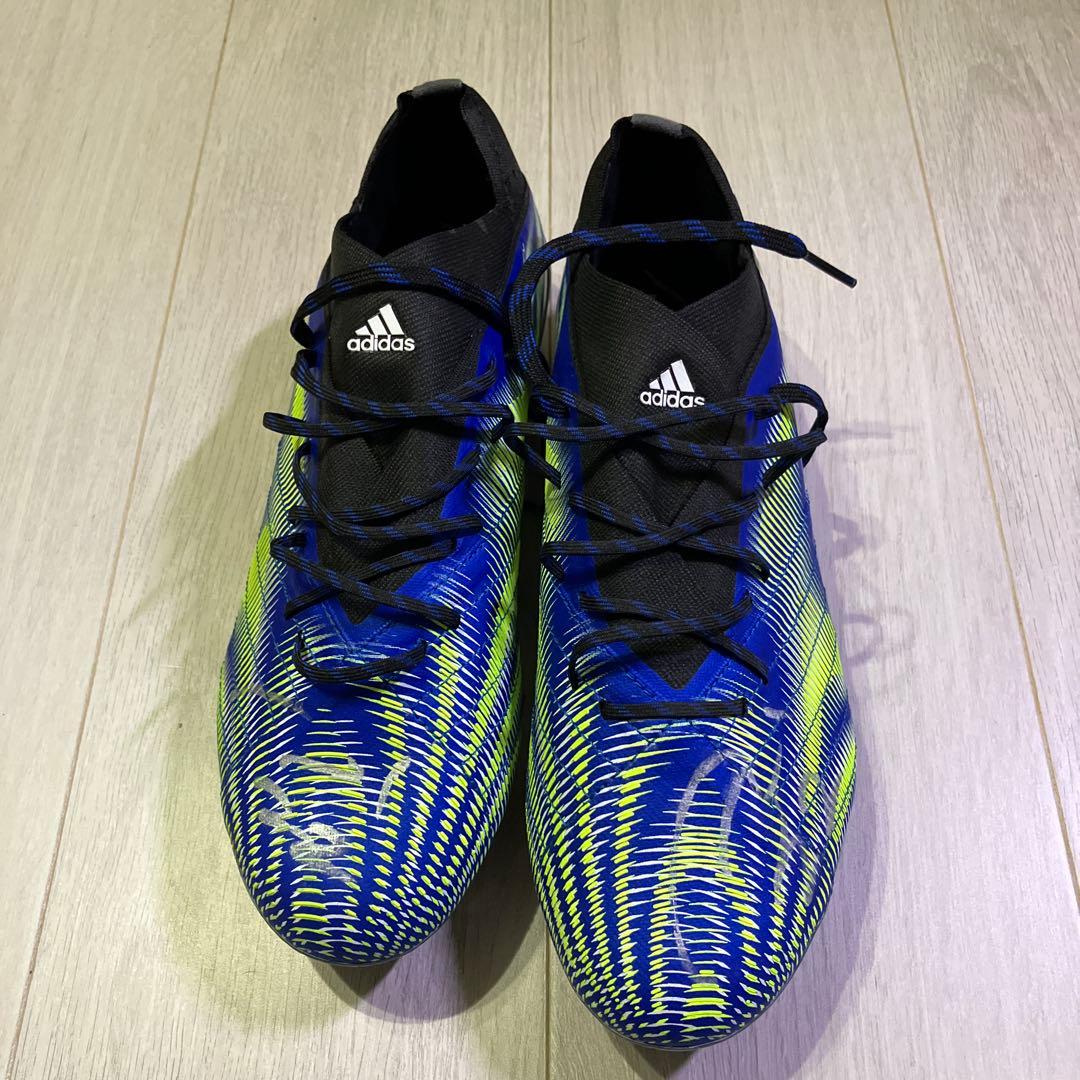 浦和レッズ　柴戸海選手サイン入りサッカースパイク