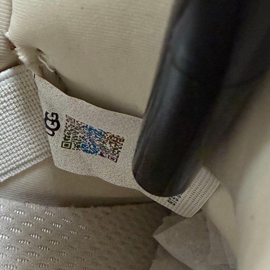 UGG アストロメル 厚底スニーカー チェスナット 23cm