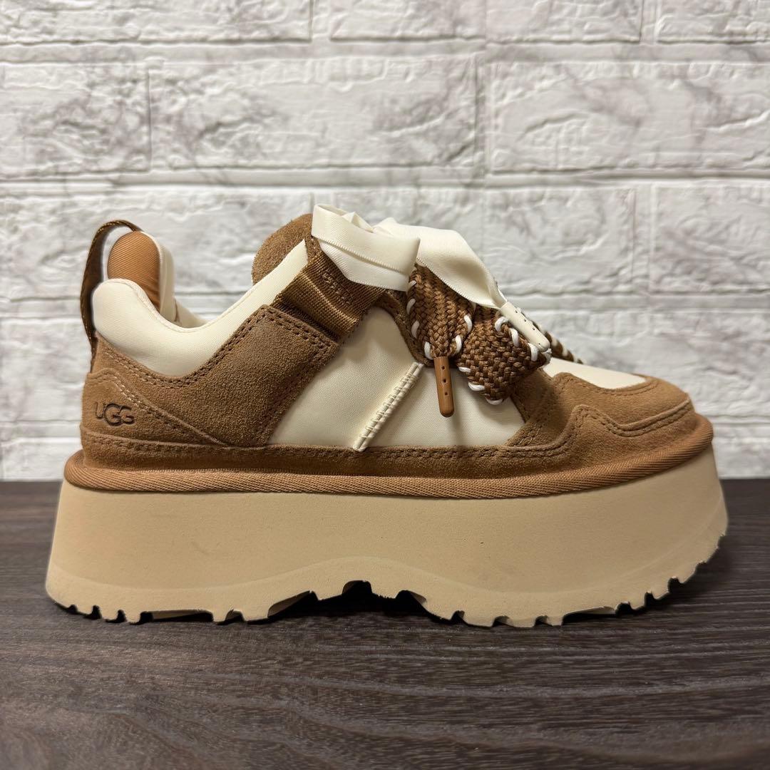UGG アストロメル 厚底スニーカー チェスナット 23cm