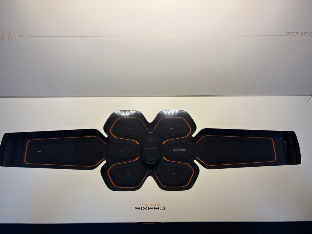 【極上美品】新品パッド付　シックスパッド　アブズベルトS/M/L