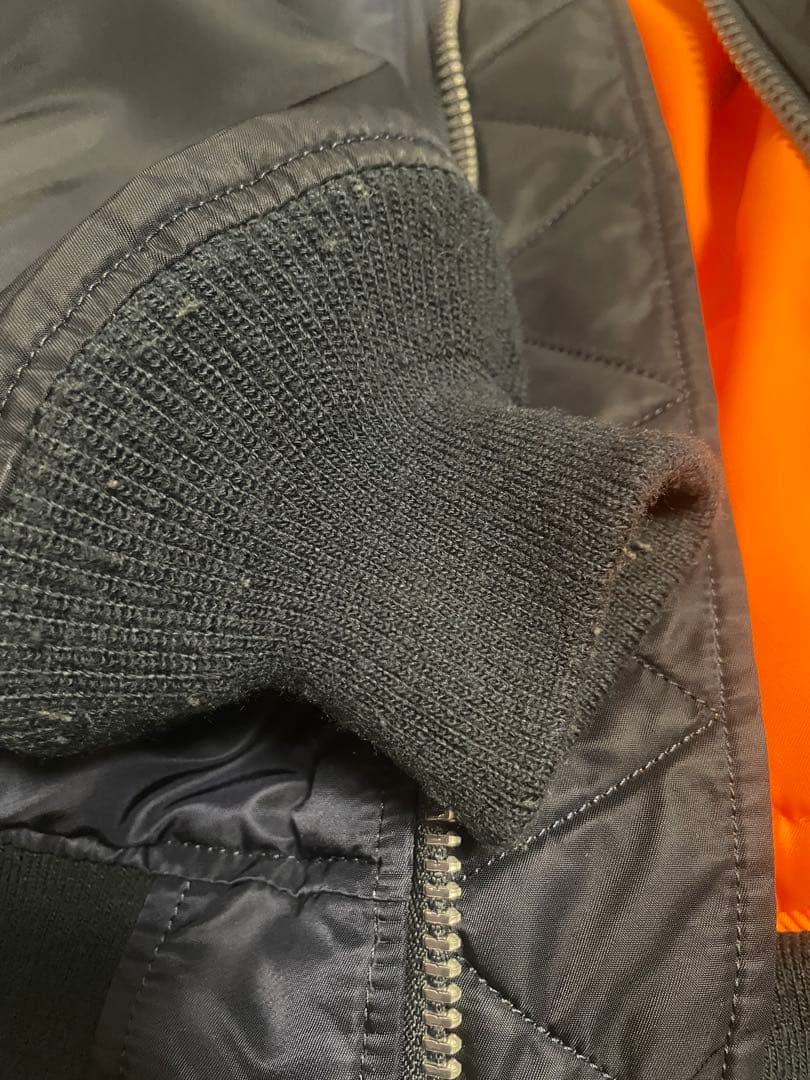 ALPHA MA-1フライトジャケットLサイ ズ　ネイビー