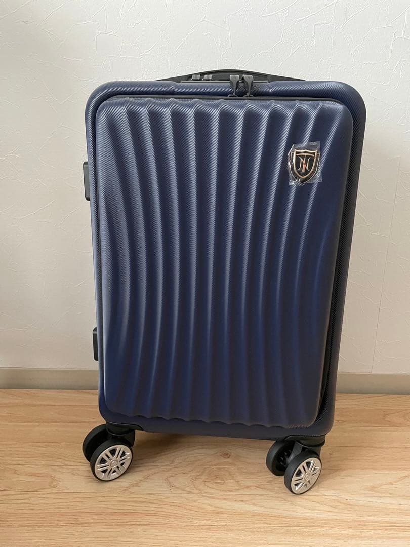 NEW TRIP スーツケース　機内持ち込み　新品