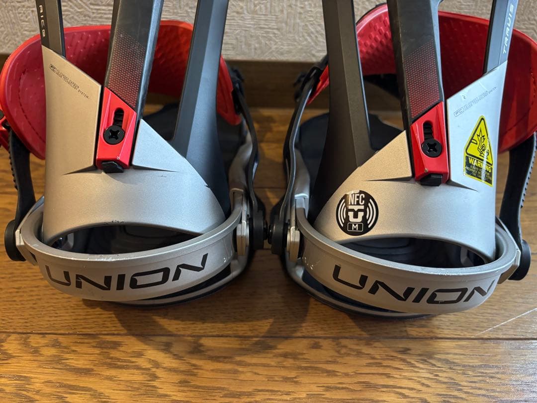 【おふとんとん】24-25 UNION FALCOR シルバー サイズM