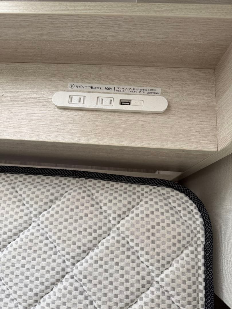 【本日限り】シモンズマットレスダブル/25cm・ベッドフレーム付