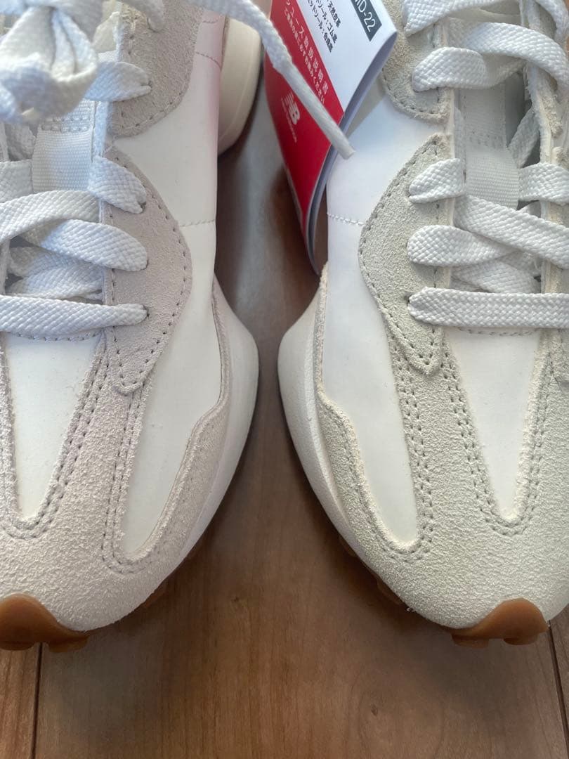 新品未使用　ニューバランス327 ベージュ　レディース　スニーカー