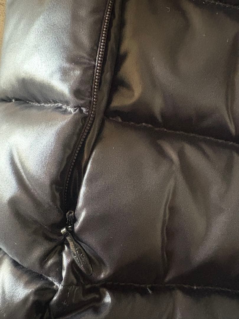 Moncler ブラック ダウンベスト　サイズ0