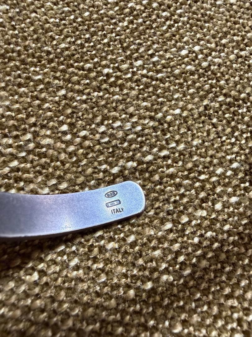 マルジェラ　ナンバリング　セミポリッシュバングル　　MAISONMARGIELA