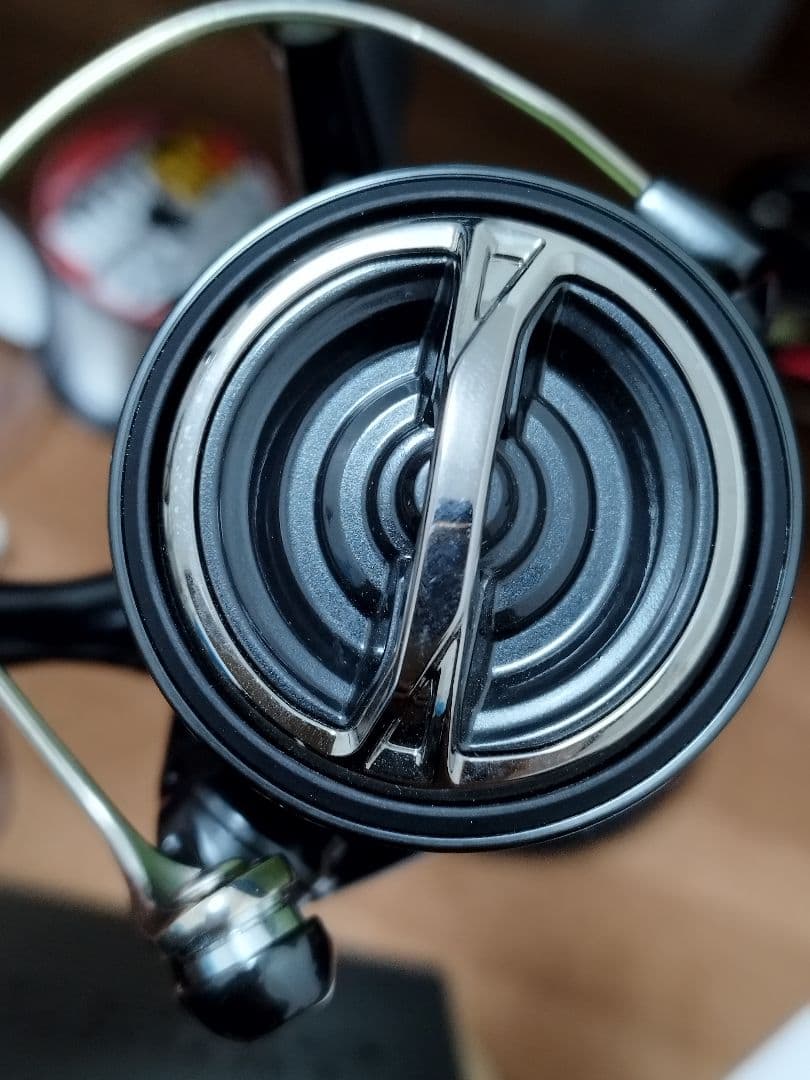 SHIMANO 超美品 24 VANFORD C3000SDH スピニングリール