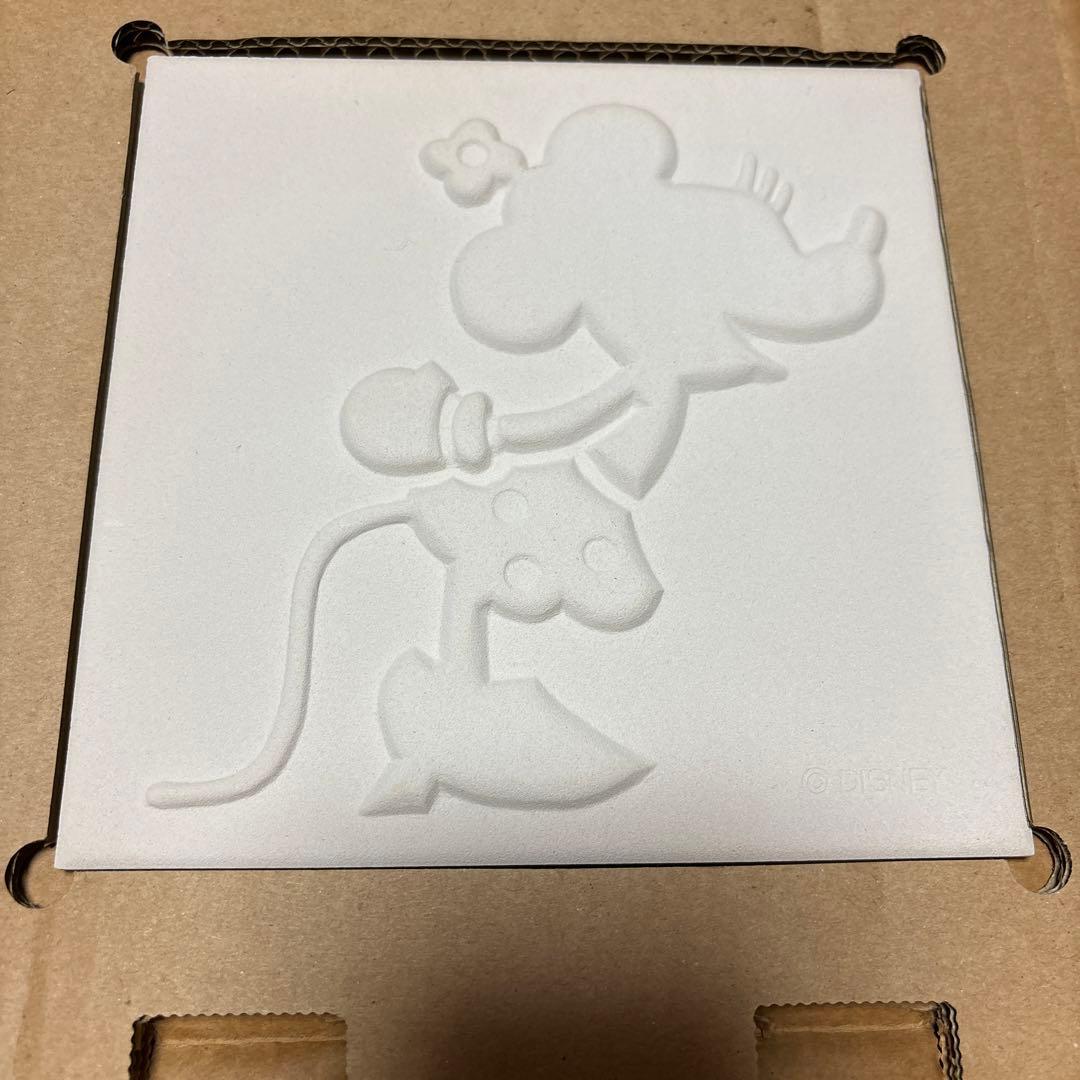 Disney タイル レア物 非売品 ディズニー 記念