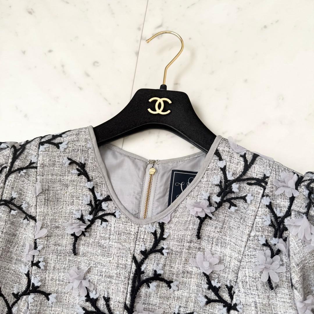 未使用級❤️完売品　ツイード刺繍トップス　グレー　セブンテンバイミホカワヒト　M