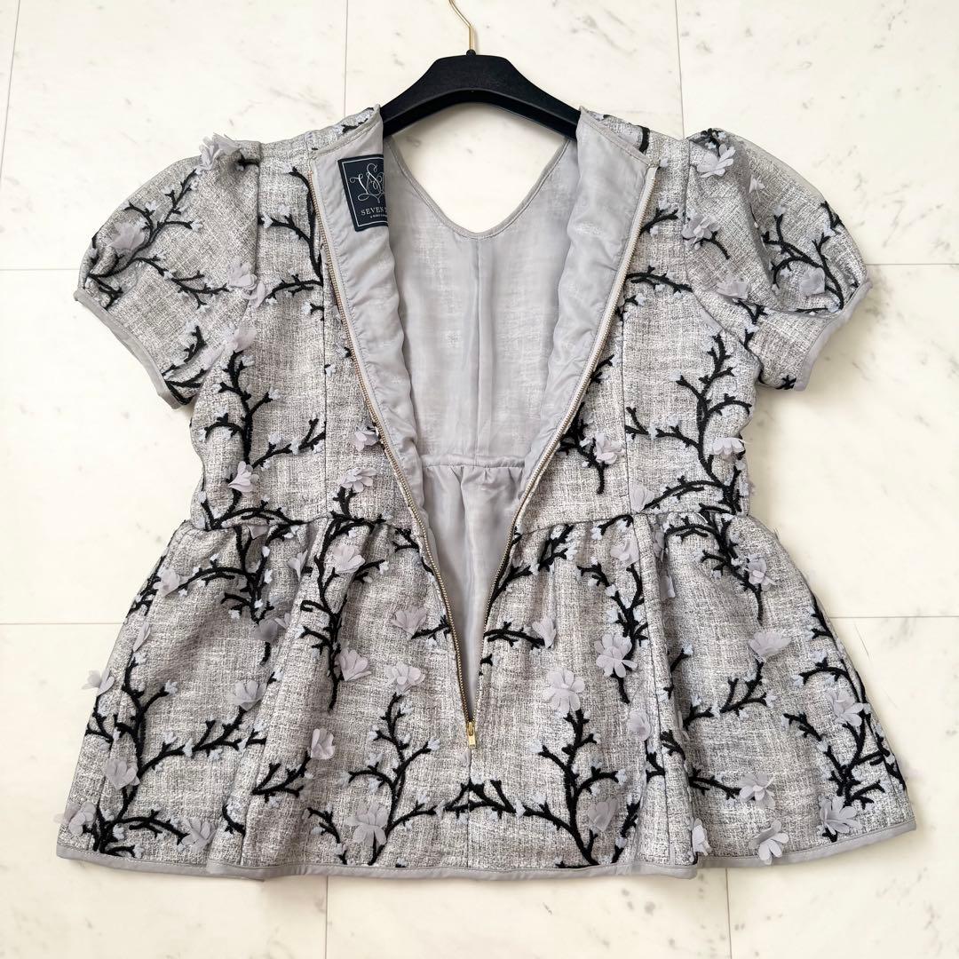 未使用級❤️完売品　ツイード刺繍トップス　グレー　セブンテンバイミホカワヒト　M