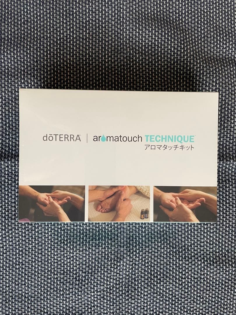新品未開封　ドテラ　doTERRA アロマタッチキット