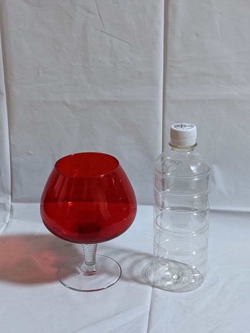 レトロ。ブランデーグラス。ワイングラス。