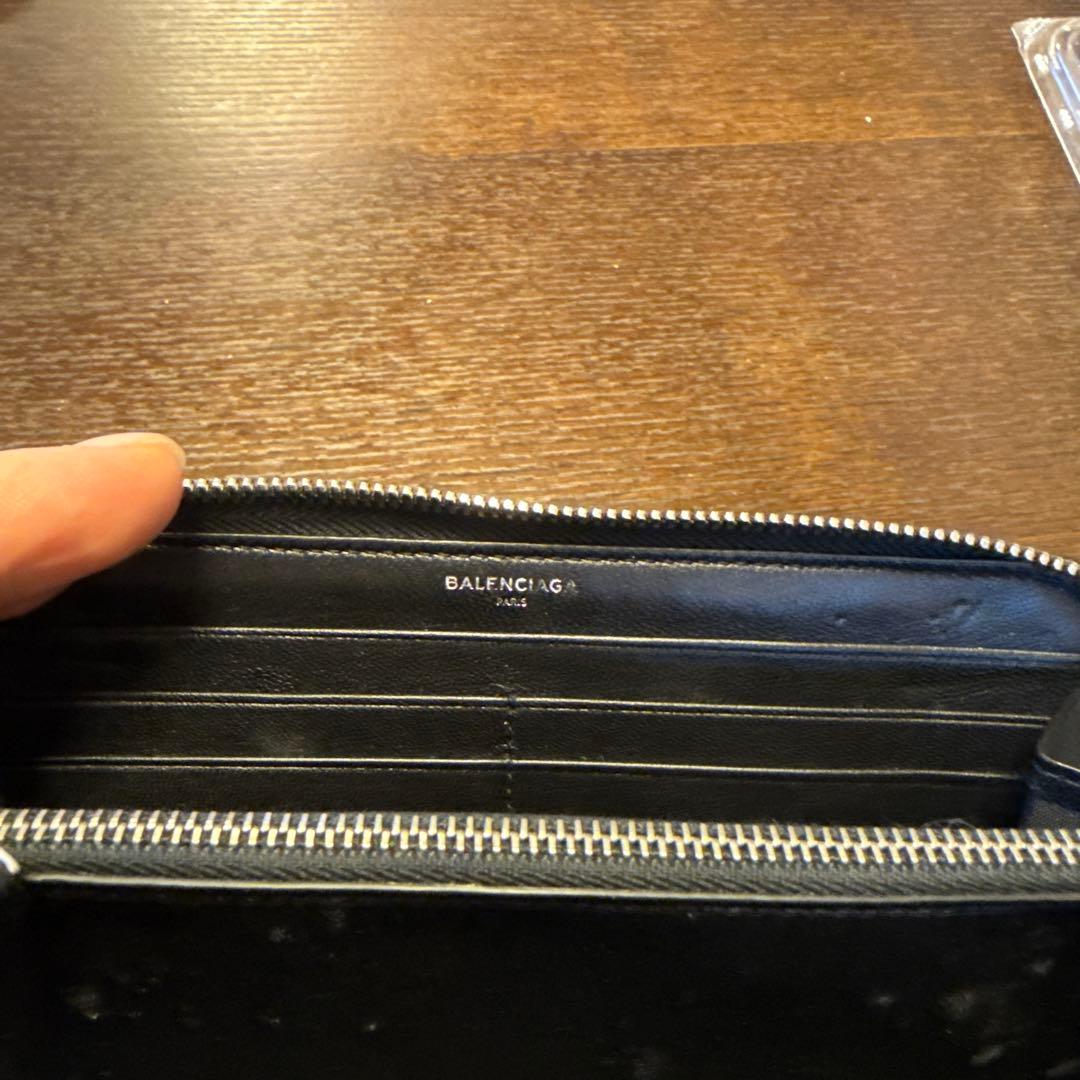 バレンシアガ長財布