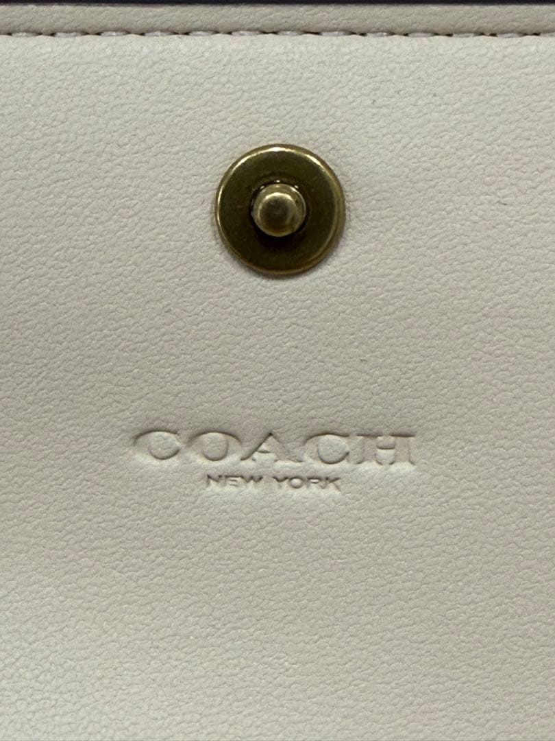 【新品未使用品】COACH 三つ折り財布 ソフトピンク