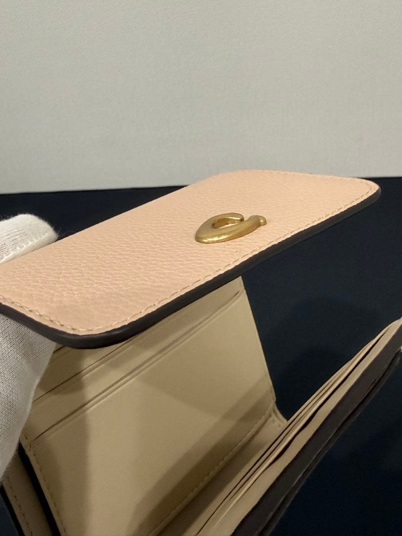 【新品未使用品】COACH 三つ折り財布 ソフトピンク