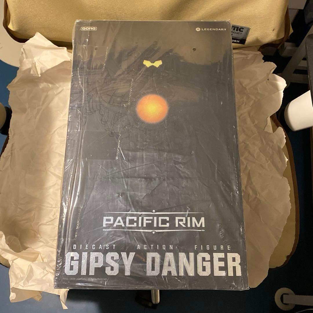 パシフィック・リム ジプシー・デンジャー 可動フィギュア