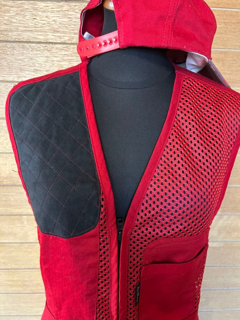 シューティング ベスト 7号 クレー射撃 Tow horse 赤帽子とセット