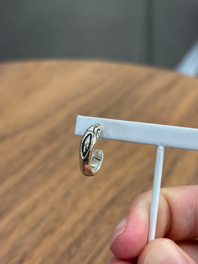 レナードカムホート ロンワンズ レイヴン フープピアス 925 シルバー