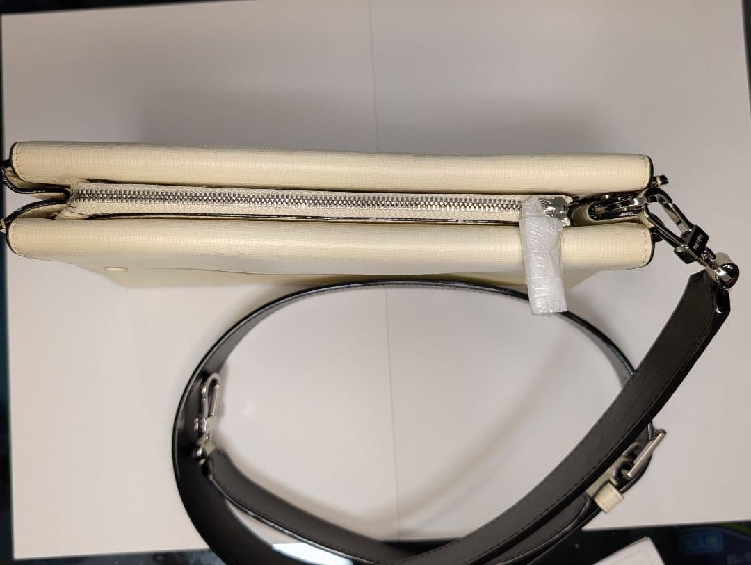 valextra ヴァレクストラ　ポケットメッセンジャーバッグ　ショルダーバッグ