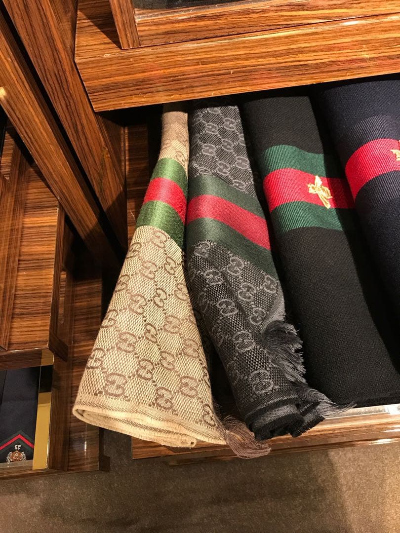 2026年新品✨GUCCIシェリーラインマフラー✨箱紙袋セット❗️グッチマフラー