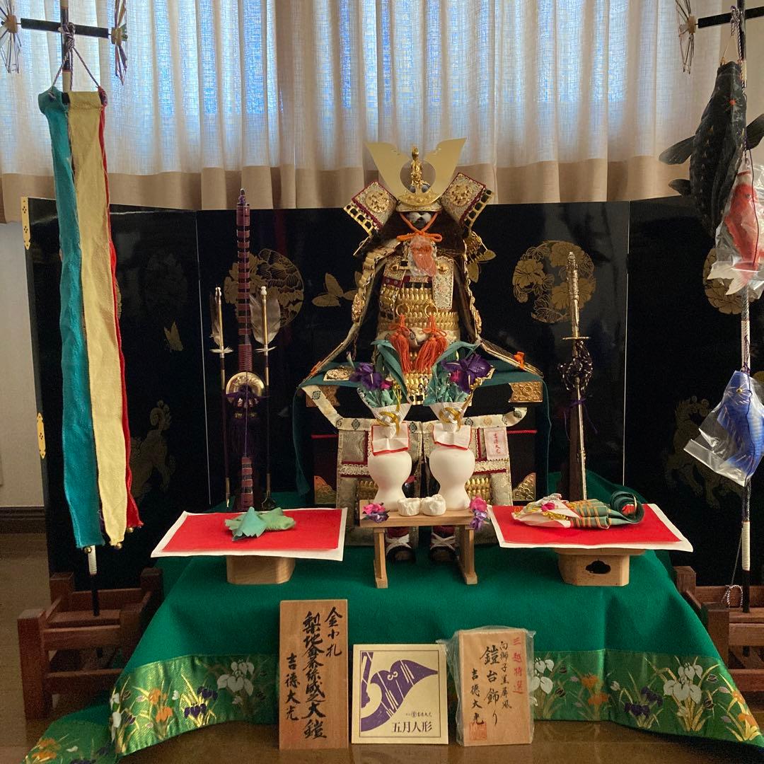 五月人形兜鎧かざり