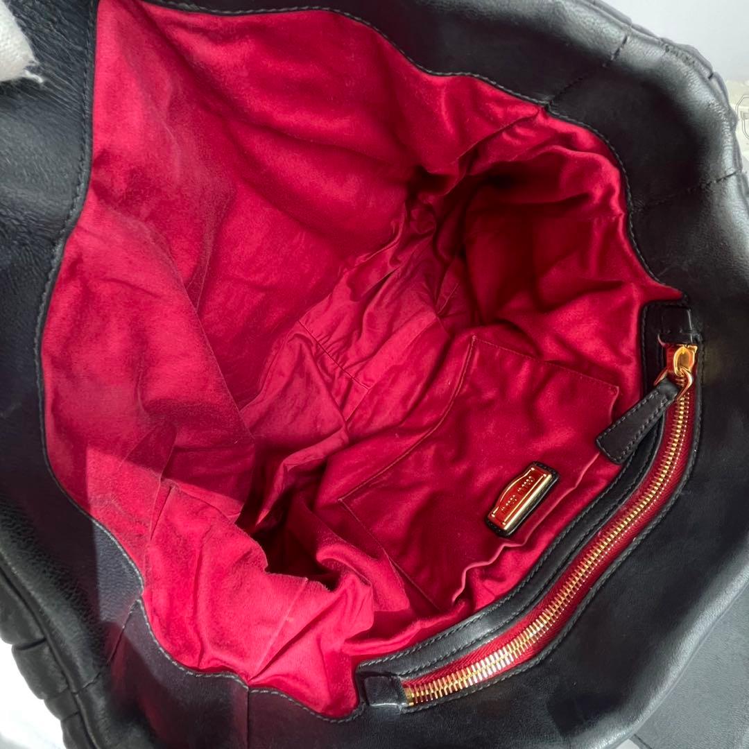 ✨極美品✨　MIUMIU マテラッセル　トートバッグ　レザー　黒　ターンロック