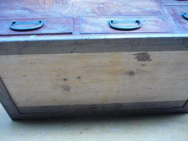 長火鉢（関東火鉢）ケヤキ材　火箸・十能（灰ならし）・猫板付き