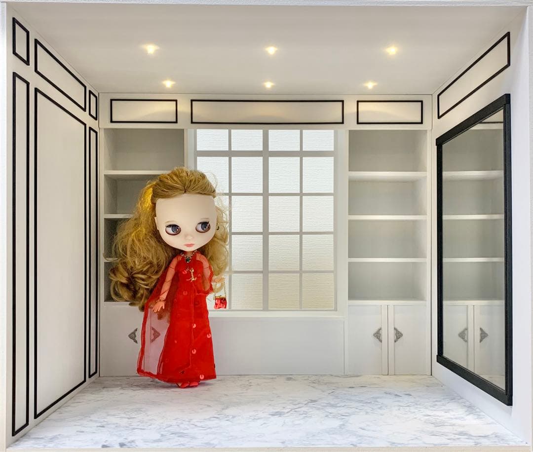 ドールハウス　モノトーンのお部屋
