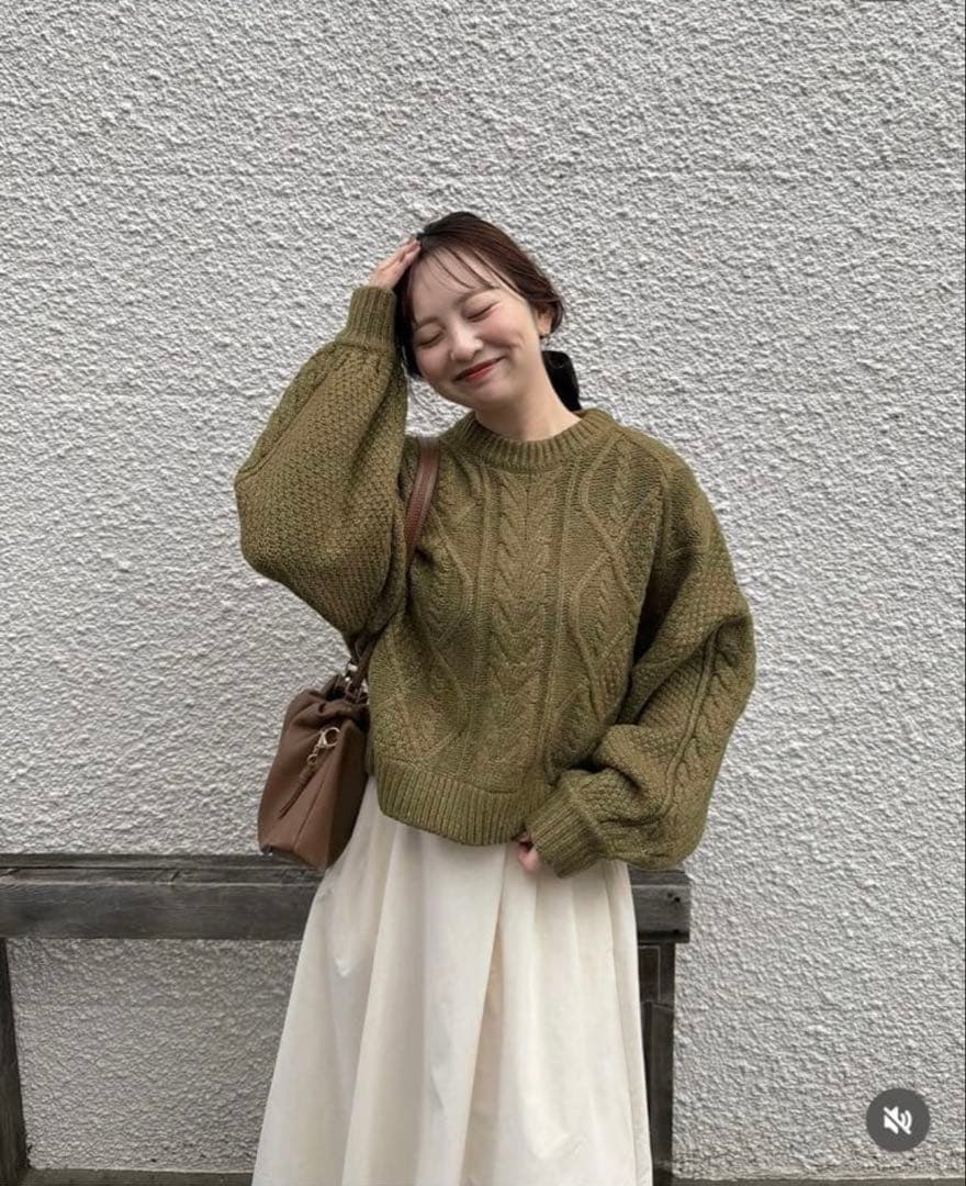 olun short cable knit/ショートケーブルニット カーキ