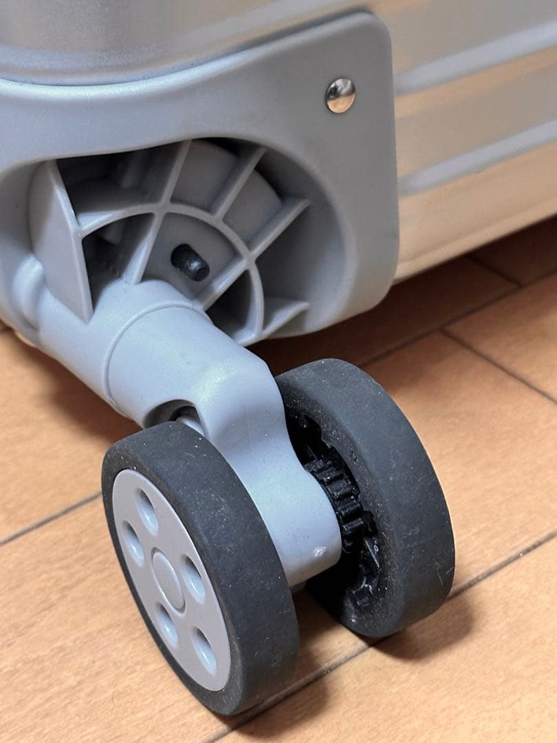 シルバー アルミニウム合金製 キャリーカート パイロット 機内持ち込み。