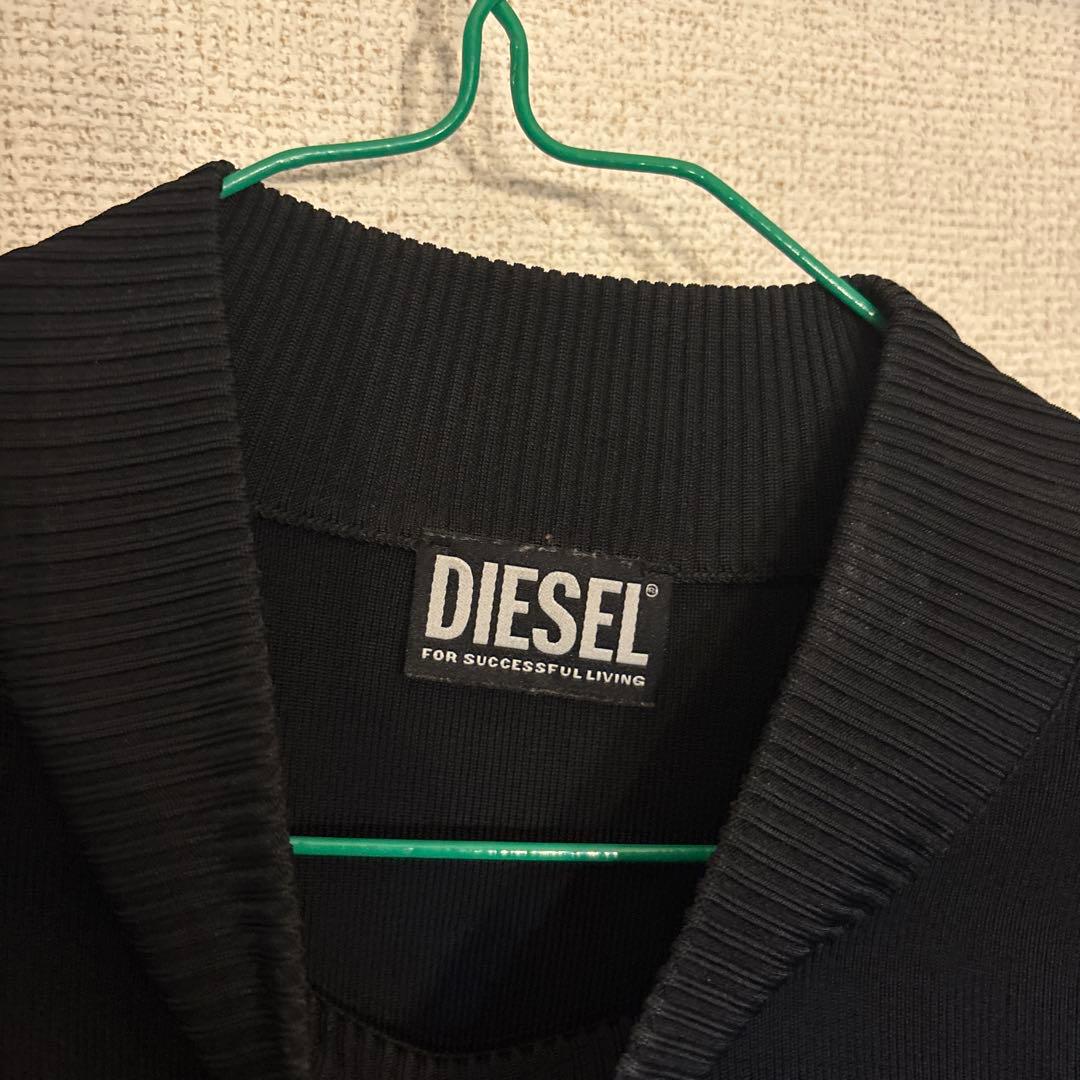 DIESEL セーター 黒/赤