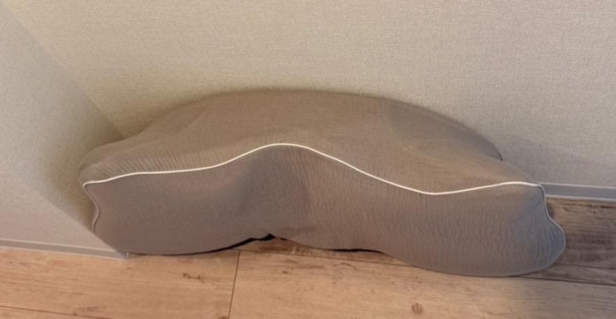 【★ほぼ新品★いびき解消！枕カバー付！】枕 いびき 防止 安眠 MUGON2