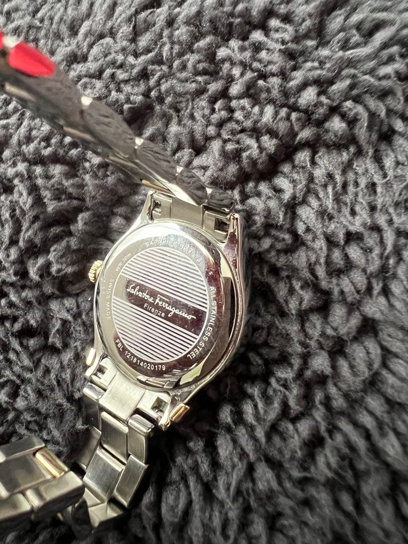 Salvatore Ferragamo ムーンフェイス腕時計 ゴールド／シルバー