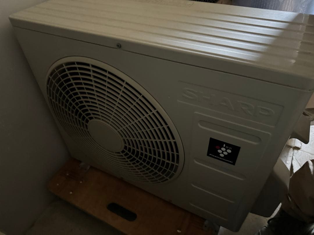 室外機も込 シャープ 8畳用 エアコン クーラー 2.5kw 2021年製 25