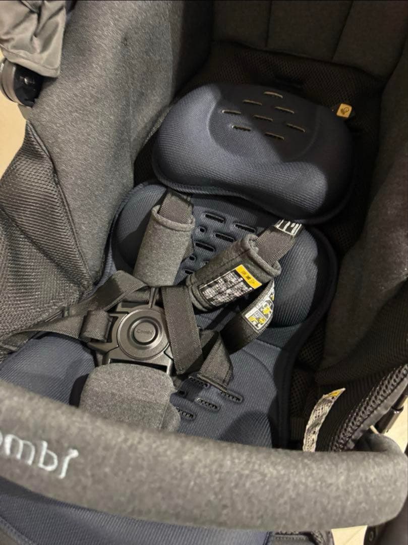 ほぼ新品 コンビ ホワイトレーベル ラベリタ エッグショック AL ベビーカー