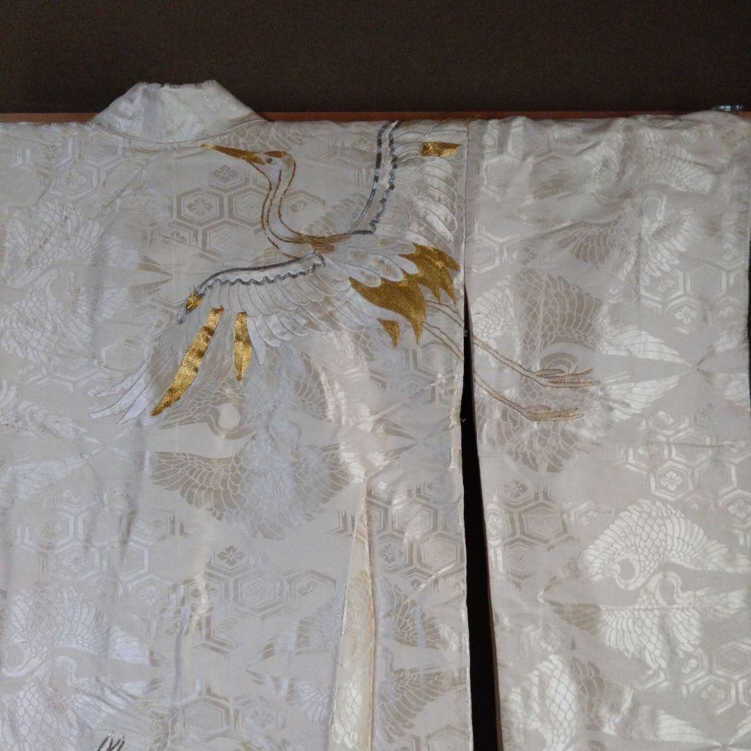 白地に総鶴柄の打ち掛け、着物打掛含む