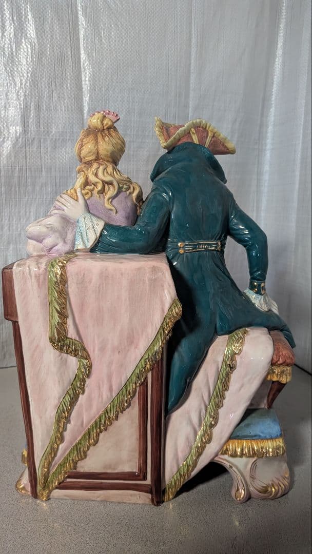 男女フィギュア 陶器製 置物　18世紀風