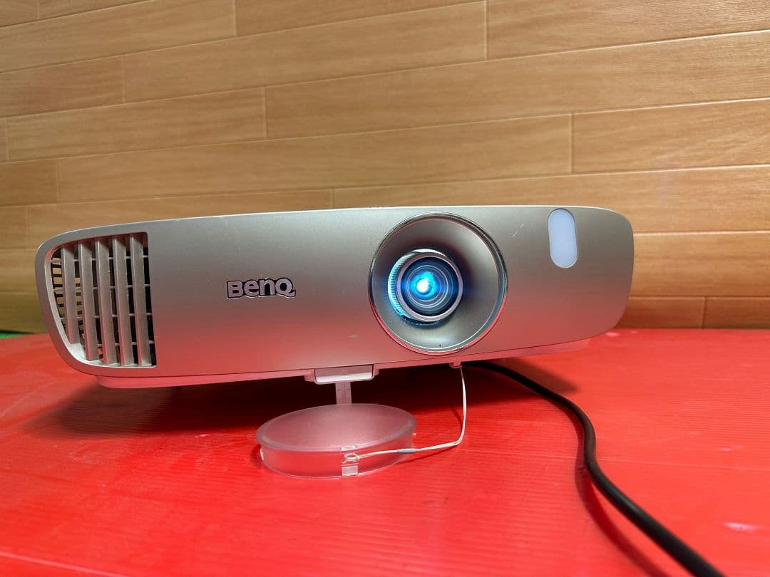 BenQべンキユ― プロジェクター HDMI接続対応 HT3050ジャンク品