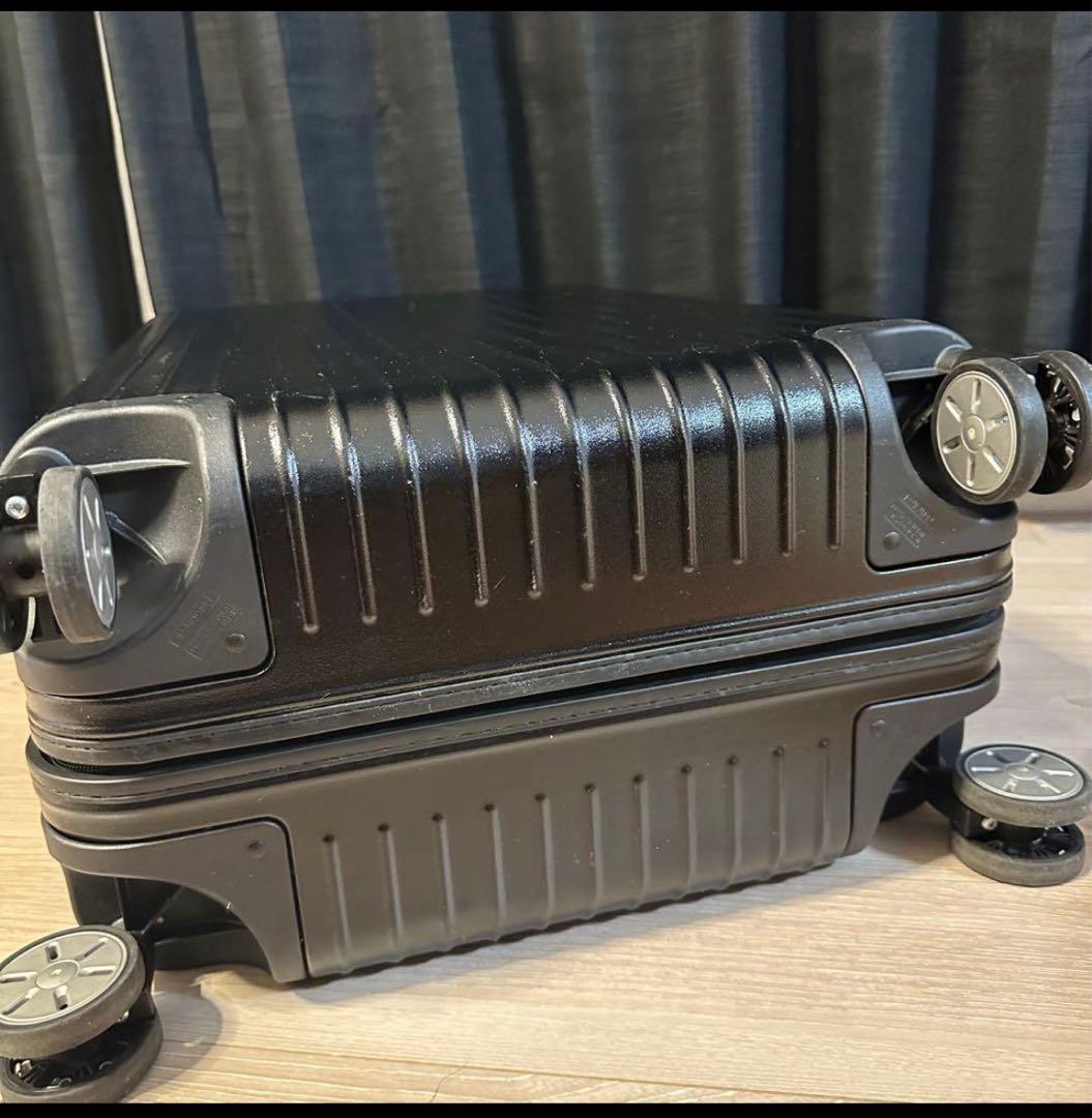 【美品】RIMOWAリモワ サルサ キャリーケース ブラック 4輪 82L