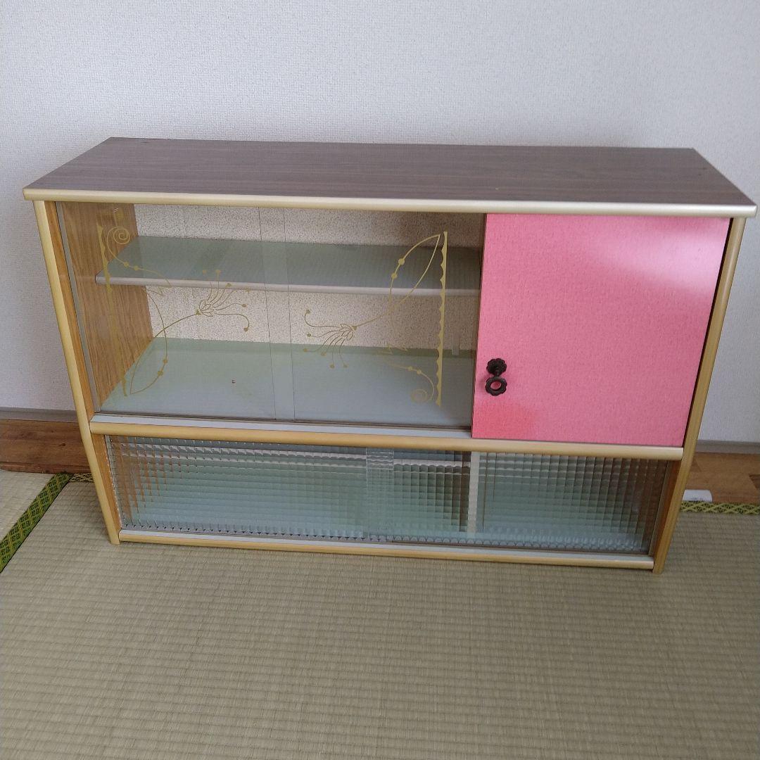 レトロ　飾り棚　吊り棚　モザイク硝子　シャビー　昭和　サイドボード　食器棚