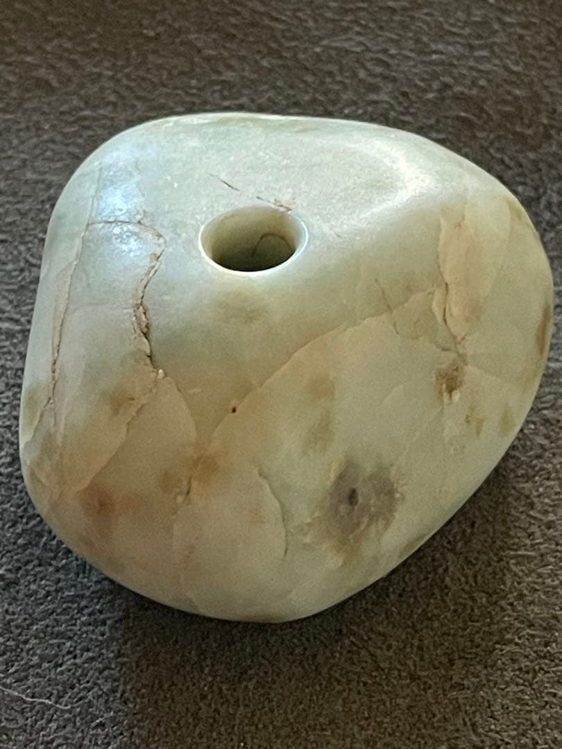 縄文期 翡翠製 緒締め玉形大珠　出土品　糸魚川翡翠