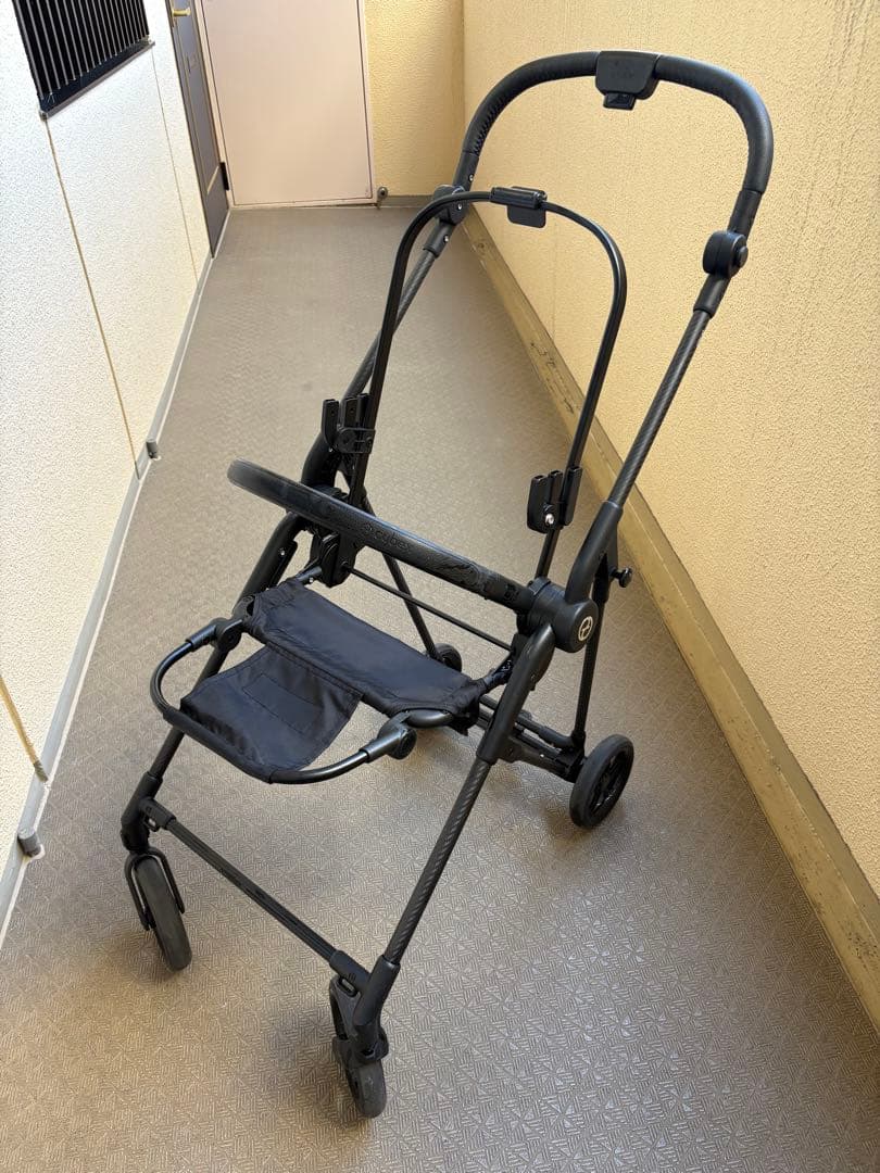Cybex サイベックス メリオ カーボン　ブラック　新生児インレイ付き