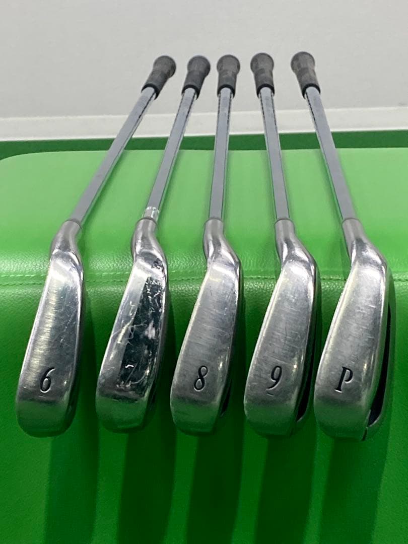 ゼクシオ12アイアン5本セット 6-7-8-9-P スチールS