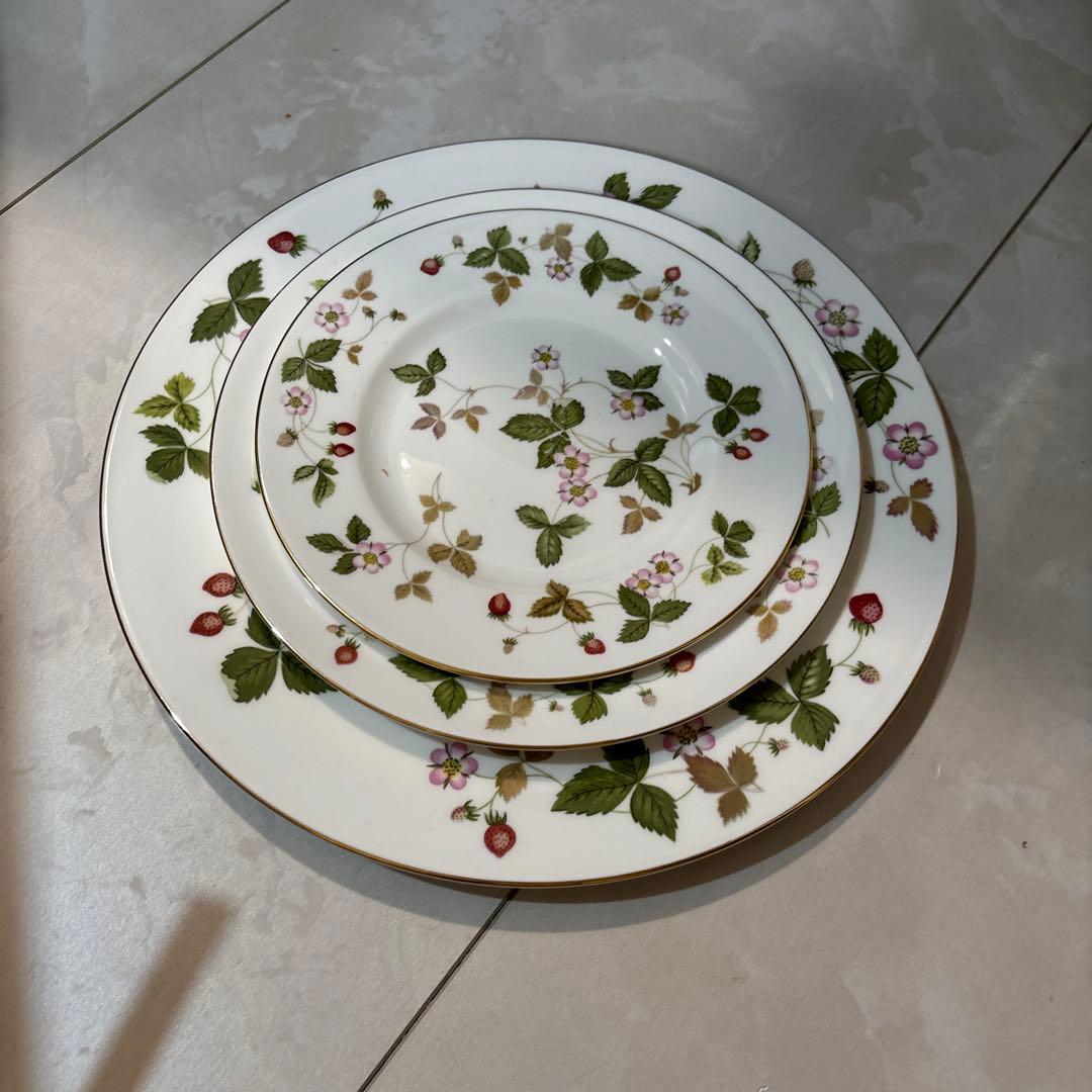 ウェッジウッド　ワイルドストロベリー　3枚セット　プレート皿　食器